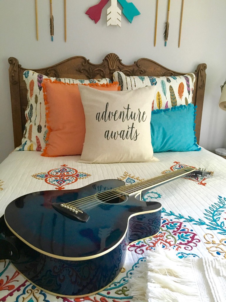 boho_chic_bohemian_bedding_bedroom_teen_makeover_elepahont_decor_adventure_bedding_arrows