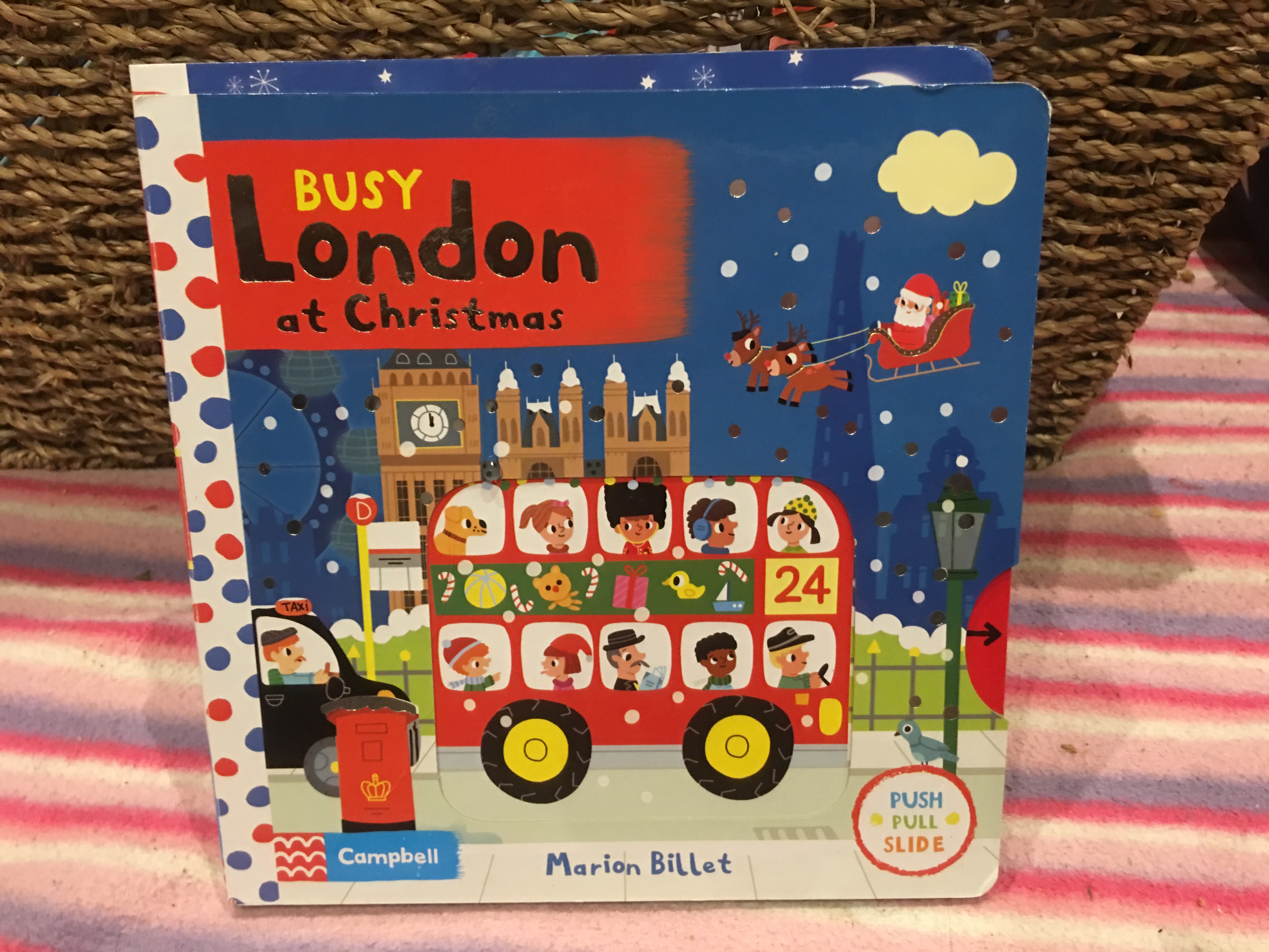 busy london at christmas