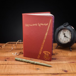 STOCKING HERMIONE NOTEBOOK AND WAND PEN